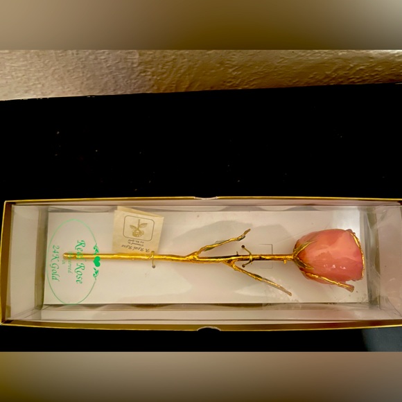 24k Red Rose Dipped in Gold - Picture 1 of 1